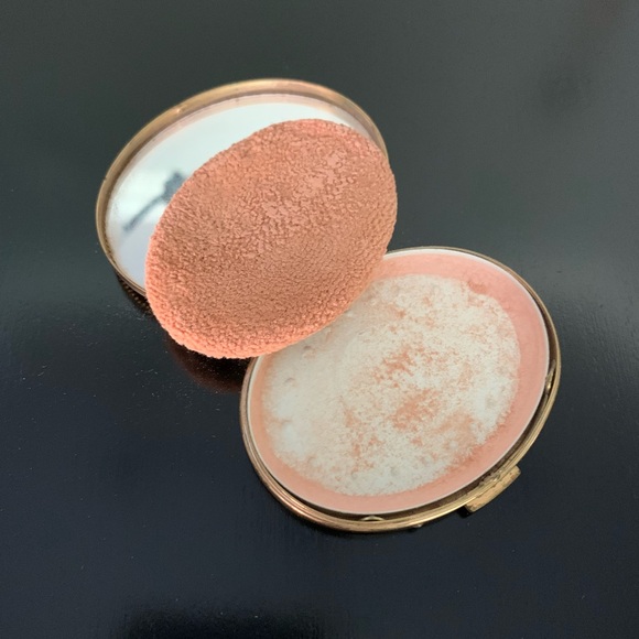 Vintage Signed Avon Metal Makeup Powder Compact With Mirror - Picture 5 of 9